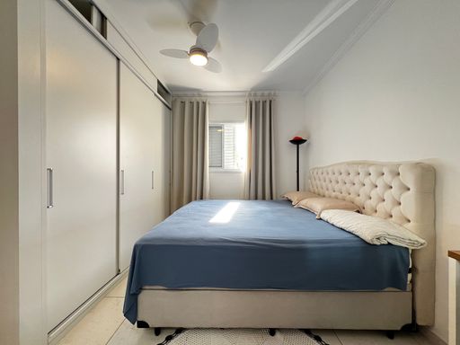 Suíte do apartamento à venda na Rua Ricieri Scachetti, em Indaiatuba/SP