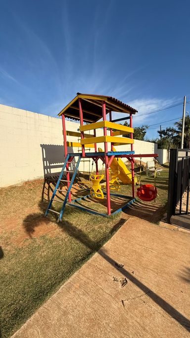 Playground do Residencial Mont Serrat, em Salto/SP