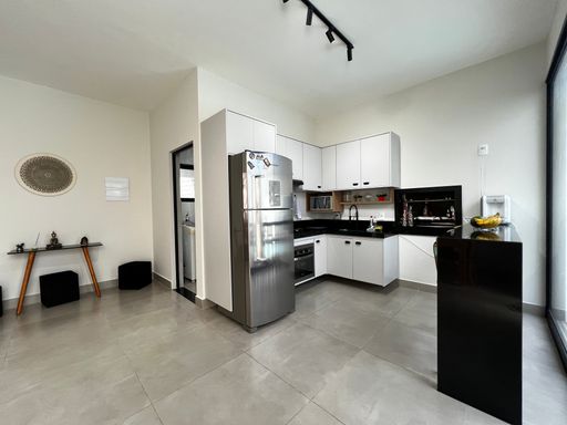 Cozinha da casa à venda no Condomínio Parque Imperial, em Salto/SP