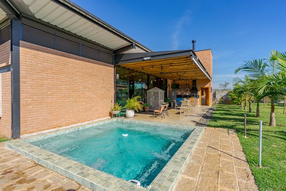 Piscina da Casa à venda no Residencial Primavera, em Salto/SP