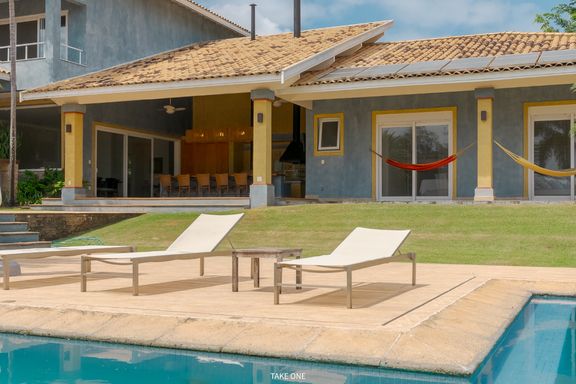 Quintal da mansão à venda no Lagos de Shanadú, em Indaiatuba-SP