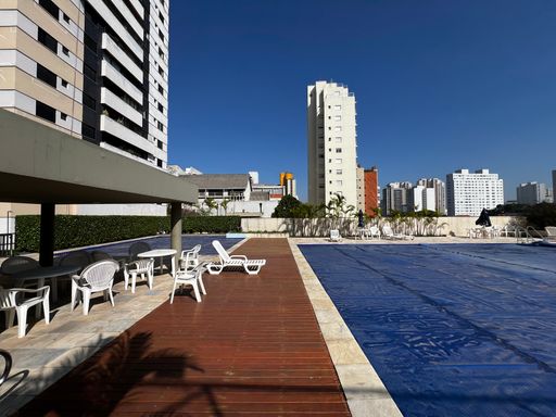 Piscinas do Edifício Solar das Palmeiras, na Vila Mariana, em São Paulo