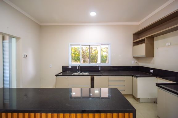 Casa de Hóspedes da mansão à venda no Condomínio Lagos de Shanadú, em Indaiatuba-SP