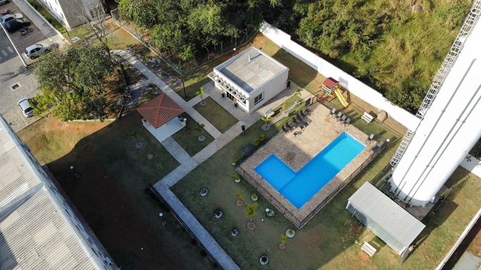 Vista da piscina do Residencial Mont Serrat, em Salto/SP