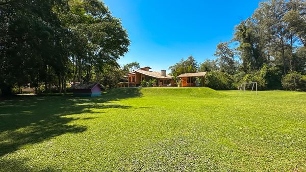 Área externa da casa à venda no Condomínio Colinas do Mosteiro de Itaici, em Indaiatuba