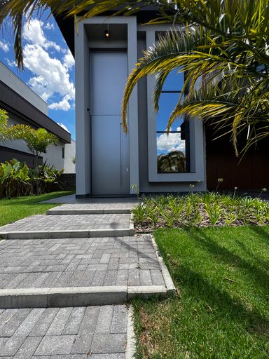 Entrada da Mansão à venda no Campo de Toscana, em Vinhedo-SP