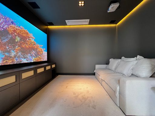 Cinema da Mansão à venda no Campo de Toscana, em Vinhedo-SP