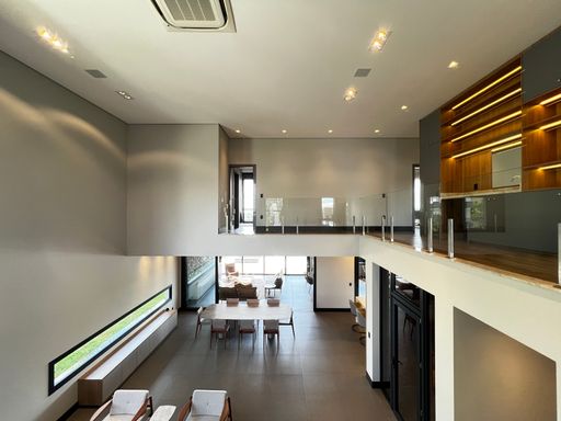 Piso superior da Mansão à venda no Campo de Toscana, em Vinhedo-SP