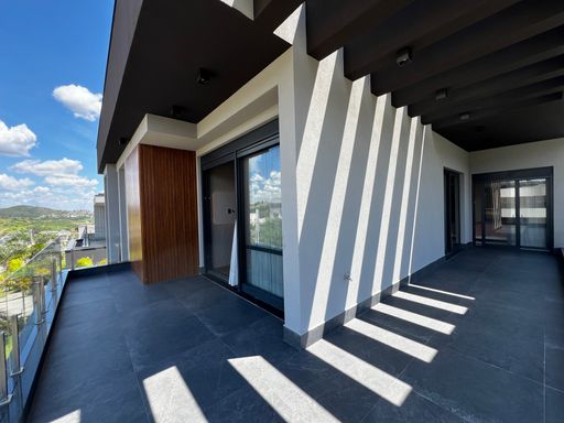 Varanda Suíte 1 da Mansão à venda no Campo de Toscana, em Vinhedo-SP