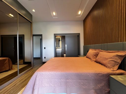 Suíte 2 da Mansão à venda no Campo de Toscana, em Vinhedo-SP