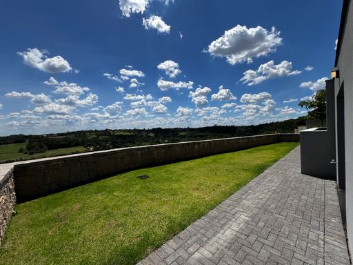 Quintal da Mansão à venda no Campo de Toscana, em Vinhedo-SP