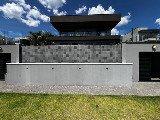 Quintal da Mansão à venda no Campo de Toscana, em Vinhedo-SP