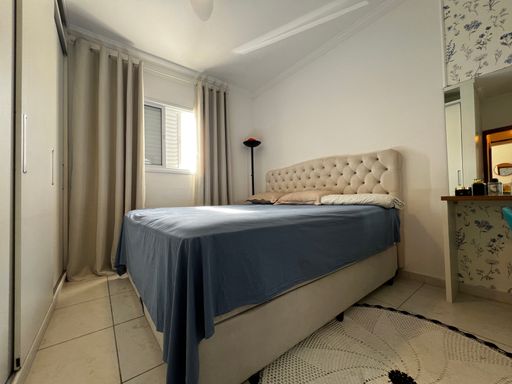 Suíte do apartamento à venda na Rua Ricieri Scachetti, em Indaiatuba/SP