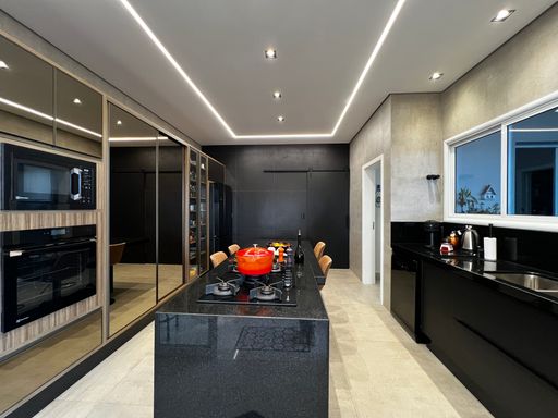 Cozinha da Casa à venda no Condomínio Helvétia Park, em Indaiatuba-SP