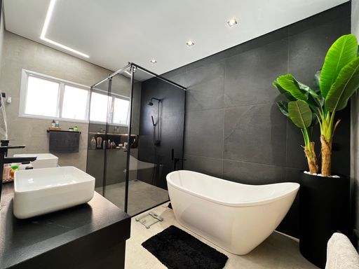 Banheiro Suíte Master da Casa à venda no Condomínio Helvétia Park, em Indaiatuba-SP