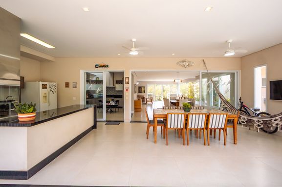 Área gourmet da mansão à venda no Condomínio Lagos de Shanadú, em Indaiatuba-SP