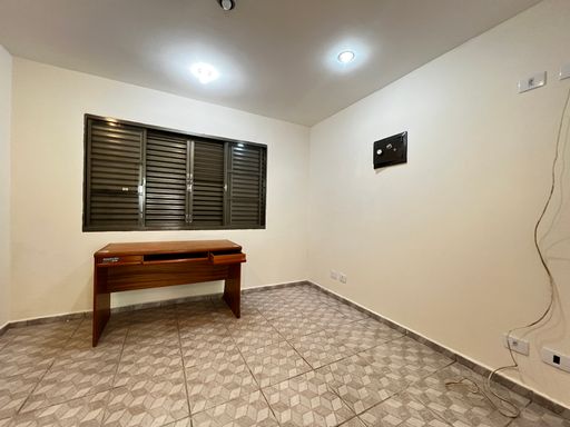 Home office da casa para locação no Condomínio Milioni, em Salto/SP