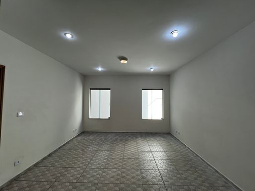 Sala de TV da casa para locação no Condomínio Milioni, em Salto/SP