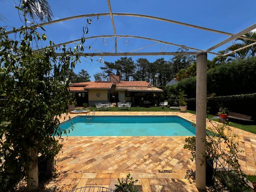 Piscina da casa à venda no condomínio Monte Belo, em Salto-SP