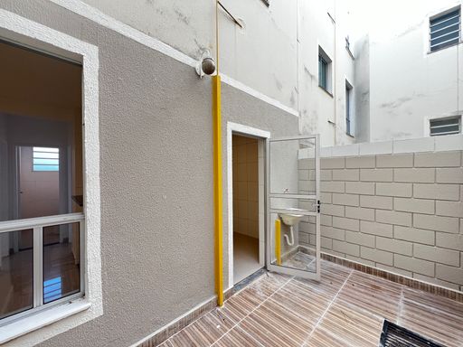 Quintal do apartamento garden à venda do Solar dos Sabiás, em Salto-SP