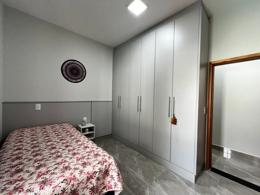 Dormitório da casa à venda no Condomínio Parque Imperial, em Salto/SP