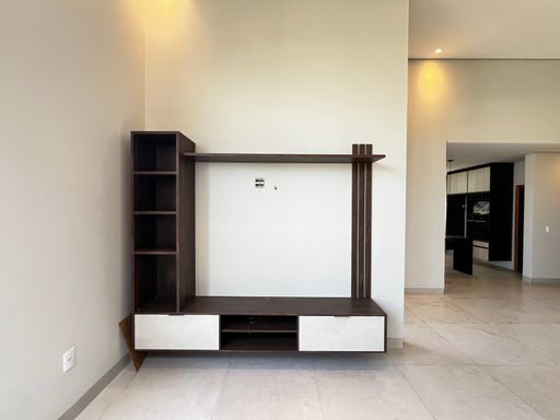 Sala da casa à venda no Condomínio Lagos D'Icaraí, em Salto-SP