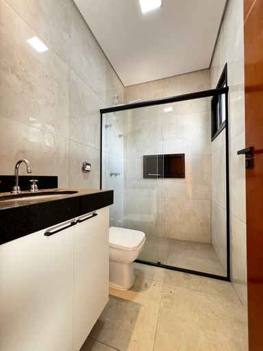 Banheiro social / Lavabo da casa à venda no Condomínio Lagos D'Icaraí, em Salto-SP