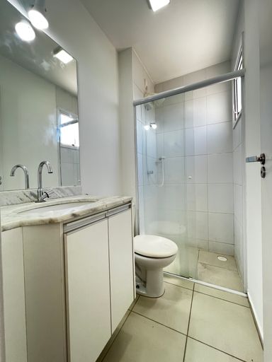 Banheiro da Suíte do apartamento à venda no Jardim dos Taperás, em Salto-SP