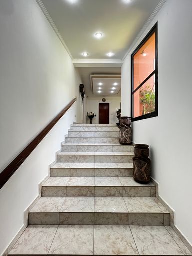 Entrada da casa à venda no condomínio Monte Belo, em Salto-SP