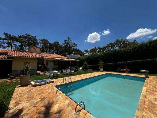 Piscina da casa à venda no condomínio Monte Belo, em Salto-SP