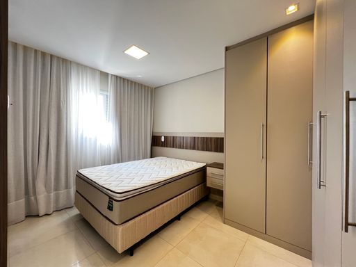 Suíte do apartamento à venda no Ilha do Mediterrâneo, em Itu-SP