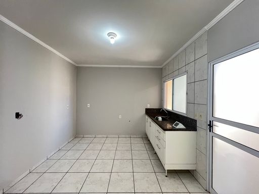Cozinha Casa de 3 dormitórios à venda no Condomínio Fechado Rio das Pedras, em Salto/SP