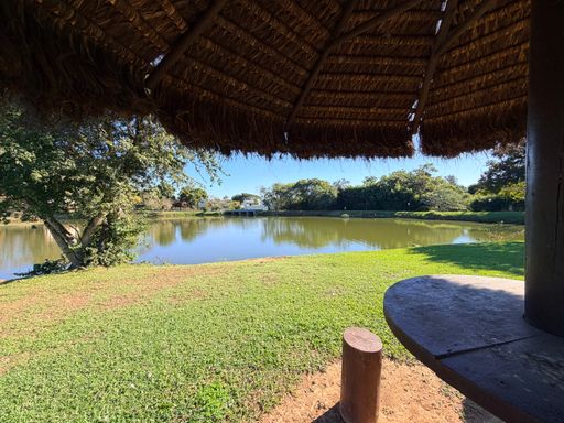 Condomínio - Lago