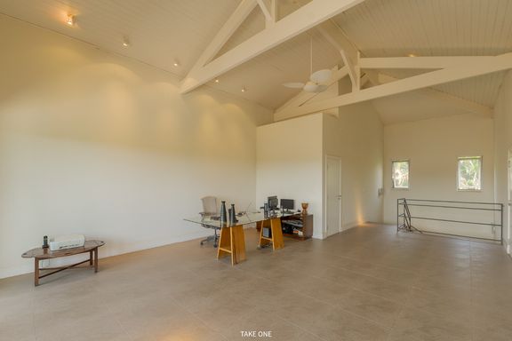 Home office da mansão à venda no Lagos de Shanadú, em Indaiatuba-SP