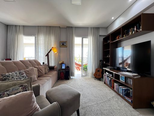 Sala do apartamento à venda na Vila Gumercindo, em São Paulo