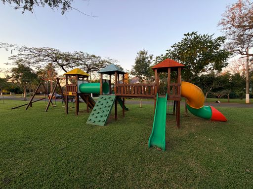 Condomínio - playground