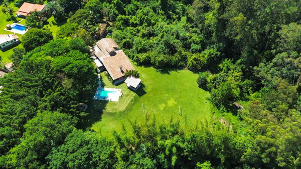 Vista aérea da casa à venda no Condomínio Colinas do Mosteiro de Itaici, em Indaiatuba