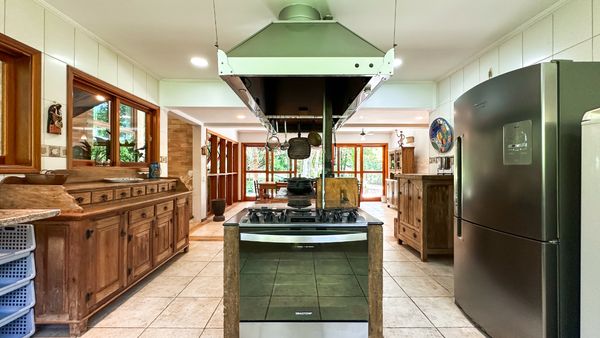 Cozinha da casa à venda no Condomínio Colinas do Mosteiro de Itaici, em Indaiatuba