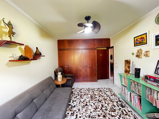 Dormitório 3 da casa à venda no condomínio Monte Belo, em Salto-SP