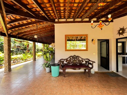 Varanda da casa à venda no condomínio Monte Belo, em Salto-SP