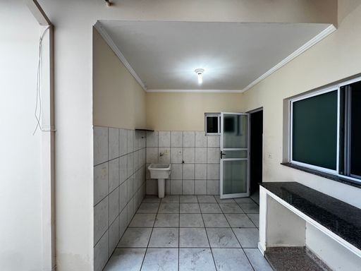 Área de Serviço Casa de 3 dormitórios à venda no Condomínio Fechado Rio das Pedras, em Salto/SP