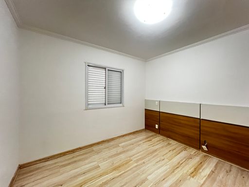 Dormitório do Apartamento à venda no Residencial Madrid, em Salto/SP