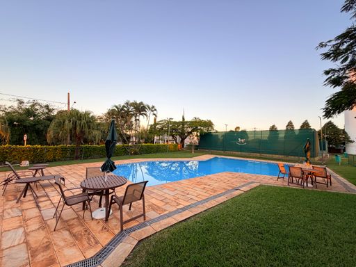 Condomínio - Piscina