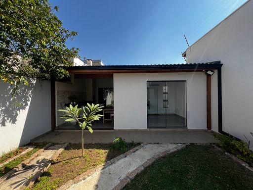 Edícula à venda no Jardim Santa Marta, em Salto/SP