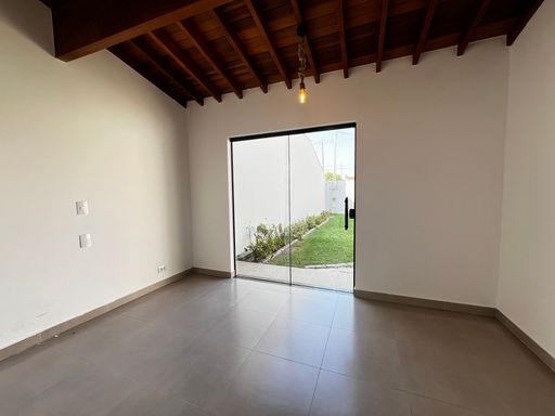 Quarto na Edícula à venda no Jardim Santa Marta, em Salto/SP