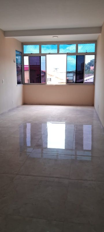 Ampla sala de estar