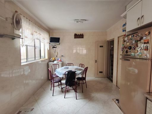 Sala de Almoço integrado com a cozinha