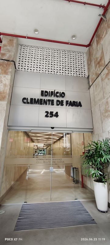 Entrada do Prédio Comercial