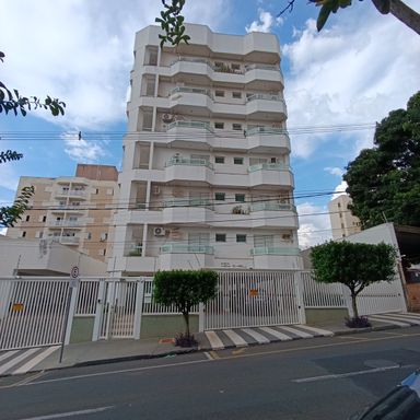 Apartamento à Venda com 3 quartos, 131m² Jardim Redentor, São José do Rio Preto-SP