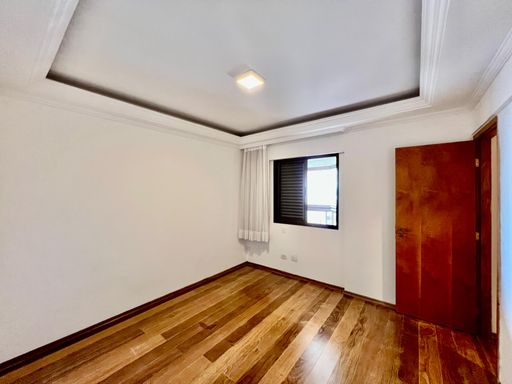 Dormitório (possível de estender a sala)